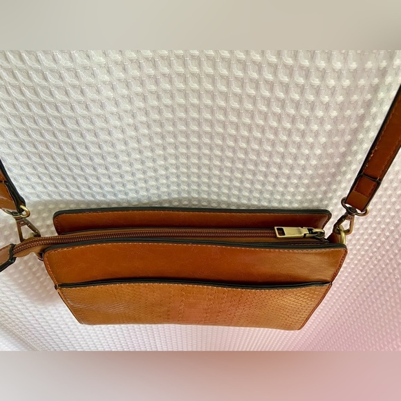 Women’s Simply Noelle Cognac faux leather crocodile pattern Crossbody Bag - Picture 7 of 16